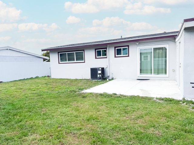 19731 NW 4TH Avenue, Miami Gardens, FL 33169