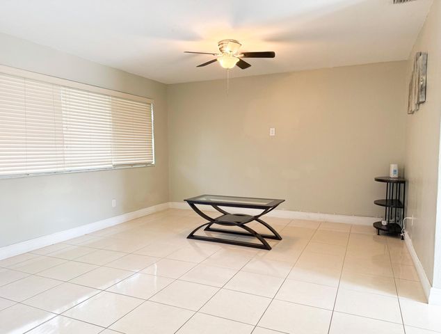 19731 NW 4TH Avenue, Miami Gardens, FL 33169