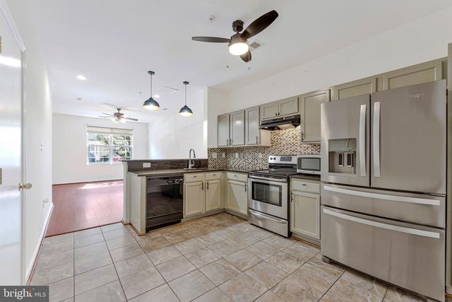 43662 MCDOWELL SQ, Leesburg, VA 20176