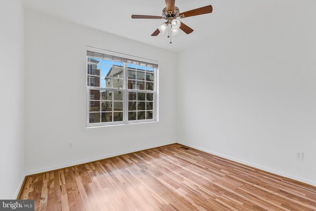 43662 MCDOWELL SQ, Leesburg, VA 20176