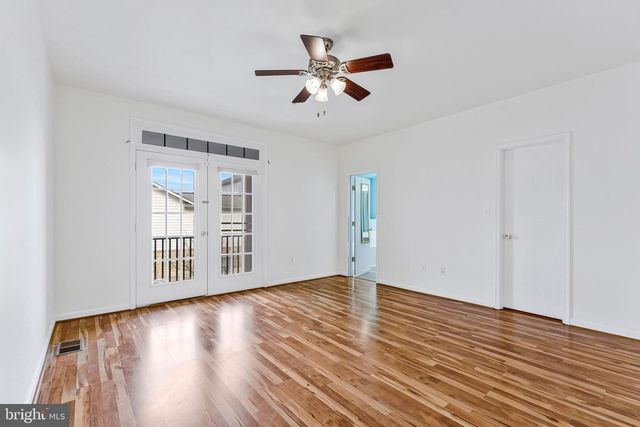 43662 MCDOWELL SQ, Leesburg, VA 20176