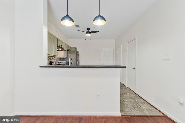 43662 MCDOWELL SQ, Leesburg, VA 20176