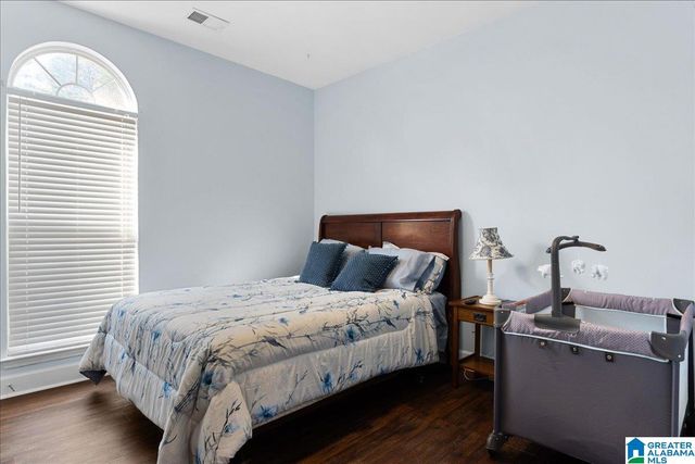 513 SUNSET LAKE LANE, Chelsea, AL 35043