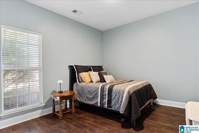 513 SUNSET LAKE LANE, Chelsea, AL 35043