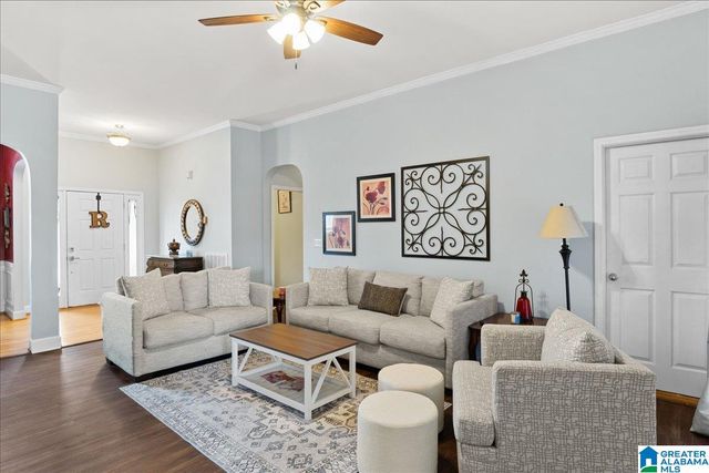 513 SUNSET LAKE LANE, Chelsea, AL 35043