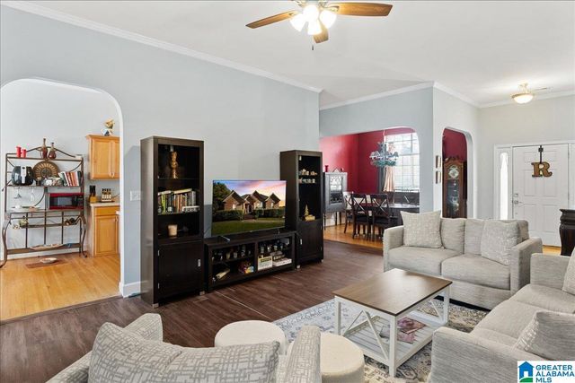 513 SUNSET LAKE LANE, Chelsea, AL 35043