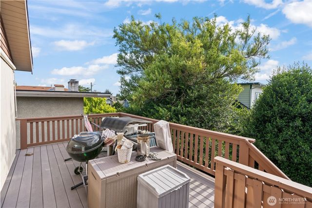 4707 Phinney Avenue N, Seattle, WA 98103