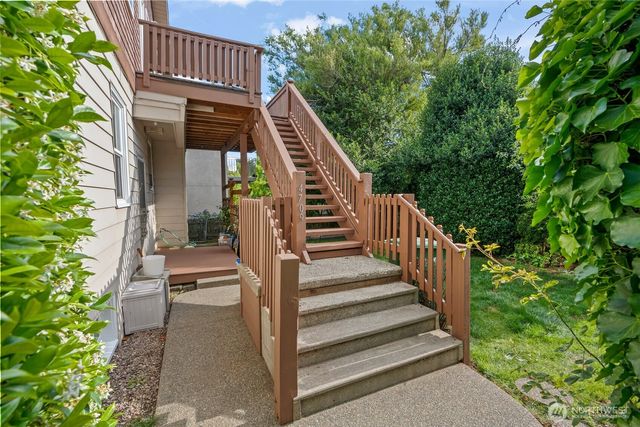 4707 Phinney Avenue N, Seattle, WA 98103