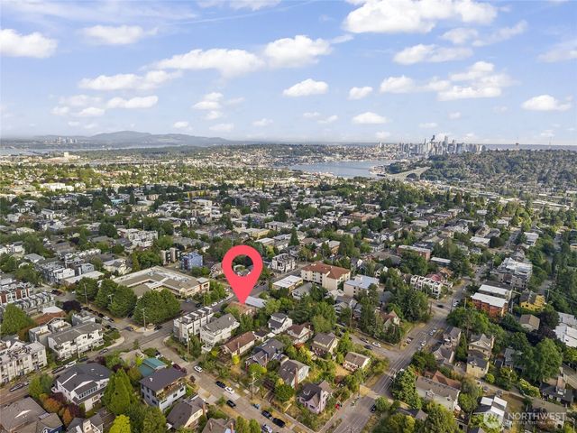 4707 Phinney Avenue N, Seattle, WA 98103