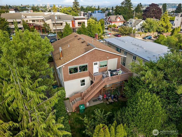 4707 Phinney Avenue N, Seattle, WA 98103