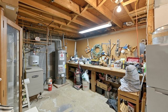117 Pelham St, Pembroke, MA 02359