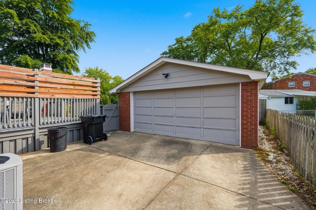 3616 Deibel Way, Louisville, KY 40220