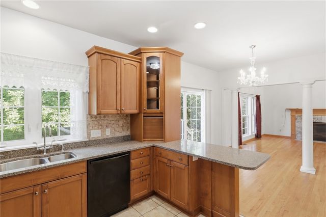 14 Sablewood, Perinton, NY 14450