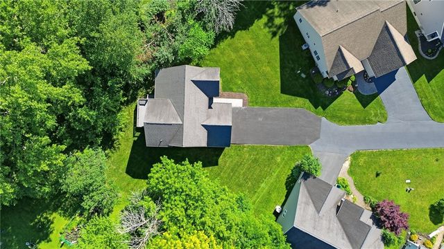 14 Sablewood, Perinton, NY 14450