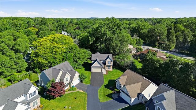 14 Sablewood, Perinton, NY 14450
