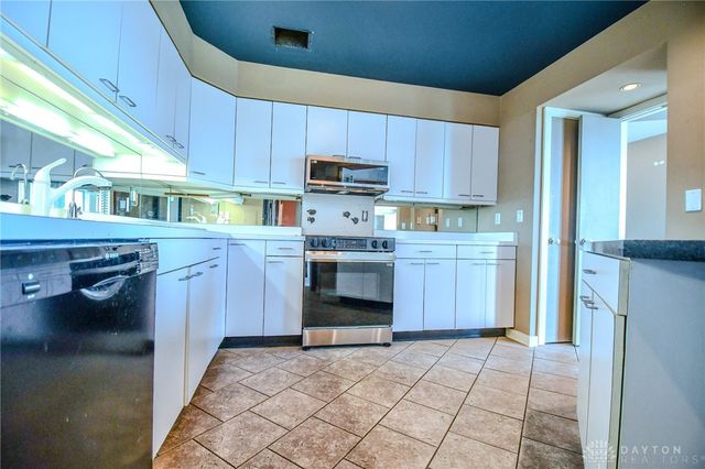2230 S Patterson Boulevard 86 & 87, Dayton, OH 45409