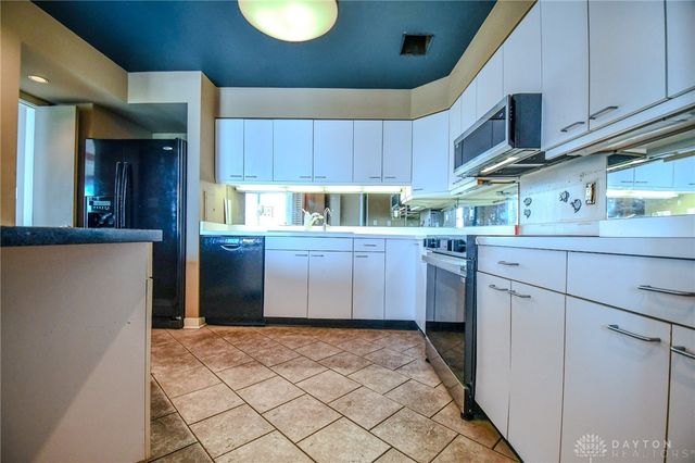2230 S Patterson Boulevard 86 & 87, Dayton, OH 45409
