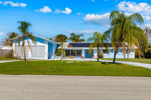 343 SE Verada Avenue, Port St. Lucie, Port St Lucie, FL 34983