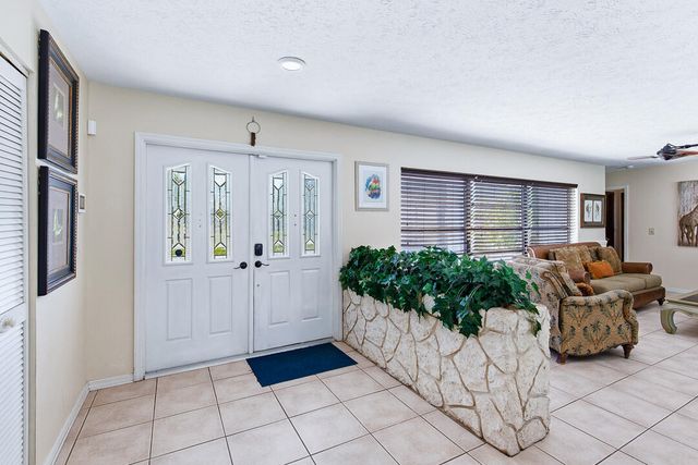 343 SE Verada Avenue, Port St. Lucie, Port St Lucie, FL 34983