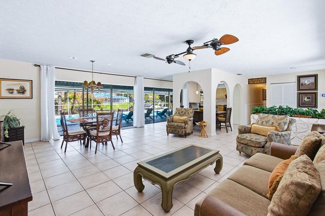 343 SE Verada Avenue, Port St. Lucie, Port St Lucie, FL 34983