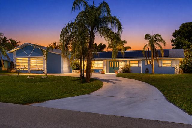 343 SE Verada Avenue, Port St. Lucie, Port St Lucie, FL 34983