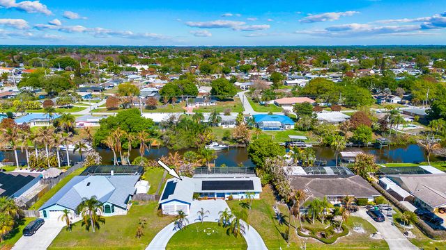 343 SE Verada Avenue, Port St. Lucie, Port St Lucie, FL 34983