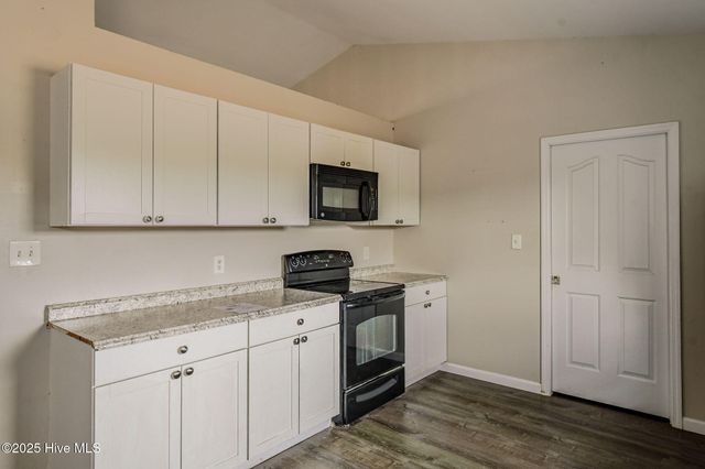 217 Wingspread Lane, Beulaville, NC 28518