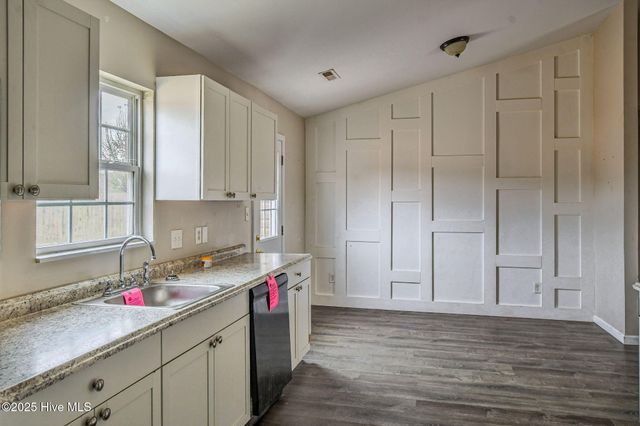 217 Wingspread Lane, Beulaville, NC 28518