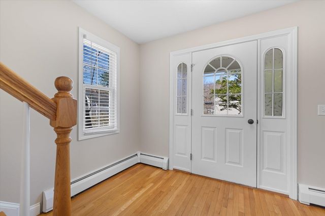 608 Church St, Northbridge, MA 01588