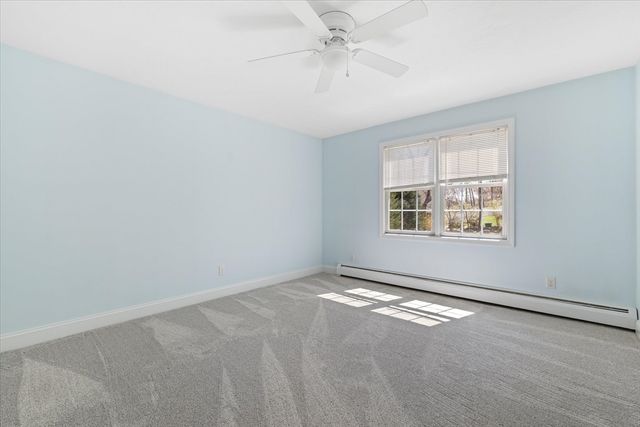 608 Church St, Northbridge, MA 01588