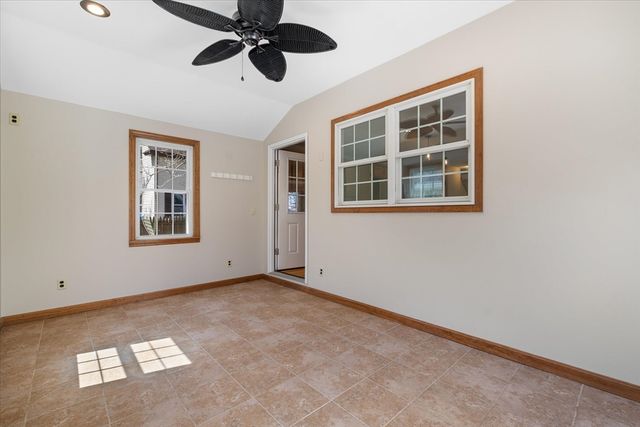 608 Church St, Northbridge, MA 01588