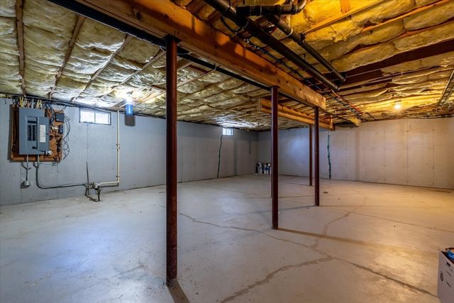 608 Church St, Northbridge, MA 01588