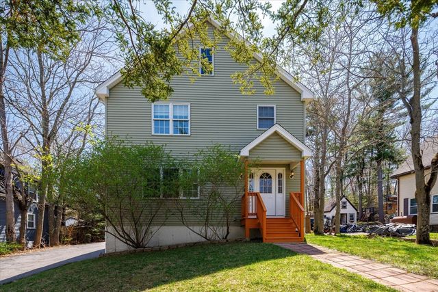 608 Church St, Northbridge, MA 01588