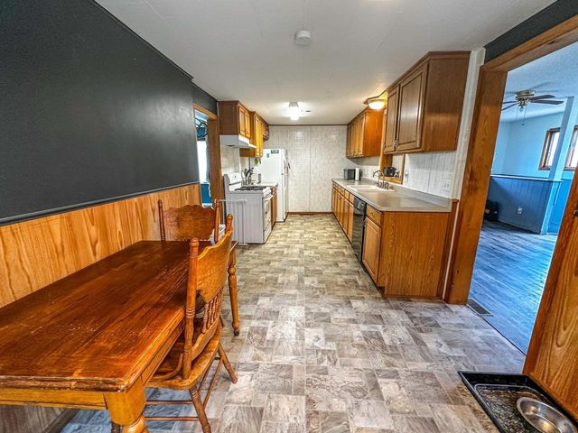 N7293 STATE HIGHWAY 13, Phillips, WI 54555