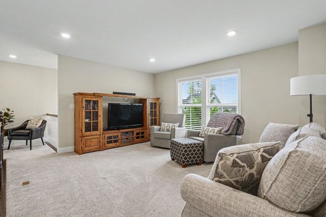 2110 Shale Run Drive, Delaware, OH 43015