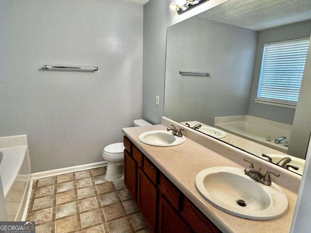 2990 Storybook Lane, Grayson, GA 30017