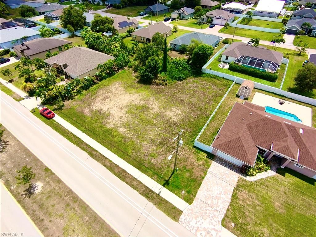 1818 Trafalgar PKWY, CAPE CORAL, FL 33991 — exterior