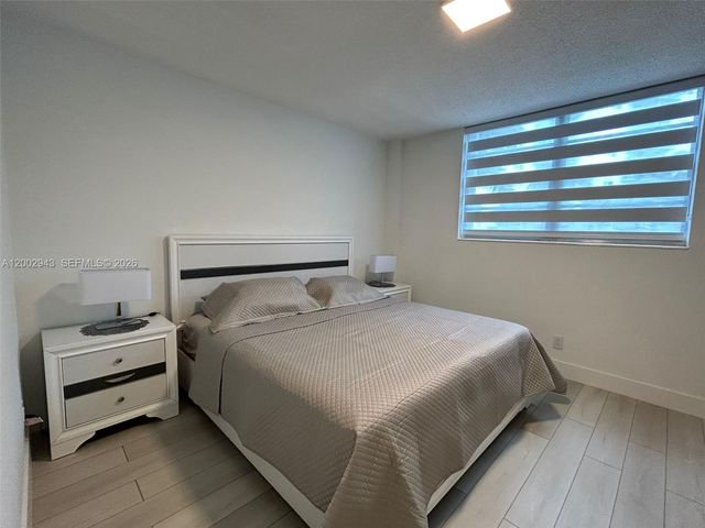 19390 Collins Ave 118, Sunny Isles Beach, FL 33160