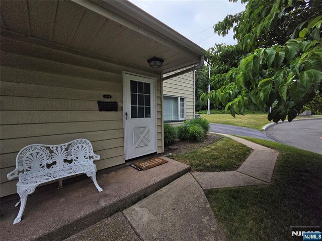 10 A Douglas Street Unit A, Waldwick, NJ 07463