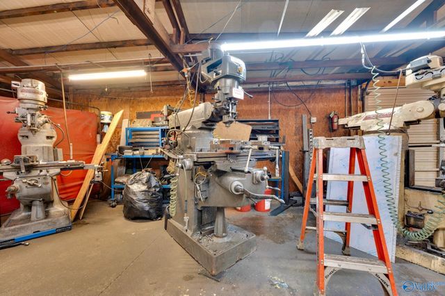 51 N Vantown School Rd, Flintville, TN 37335