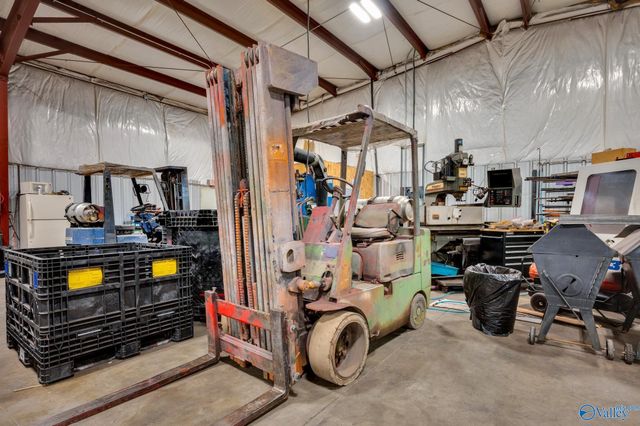 51 N Vantown School Rd, Flintville, TN 37335