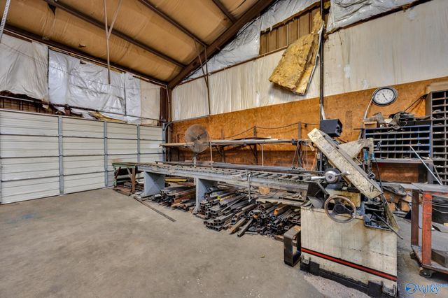 51 N Vantown School Rd, Flintville, TN 37335