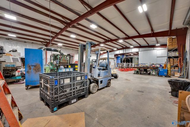 51 N Vantown School Rd, Flintville, TN 37335