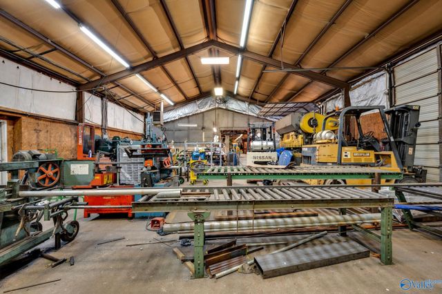 51 N Vantown School Rd, Flintville, TN 37335