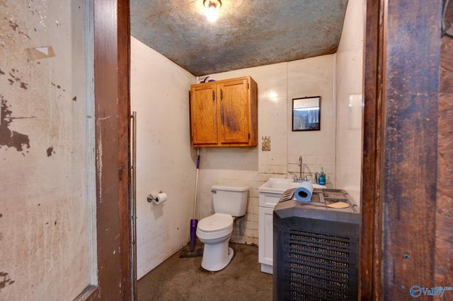 51 N Vantown School Rd, Flintville, TN 37335