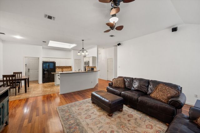 1608 Crestmeadow Lane, Mansfield, TX 76063