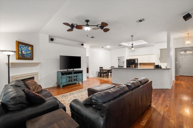 1608 Crestmeadow Lane, Mansfield, TX 76063