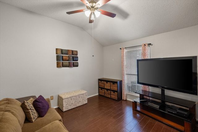 1608 Crestmeadow Lane, Mansfield, TX 76063