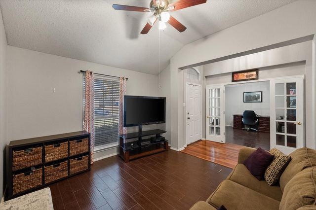 1608 Crestmeadow Lane, Mansfield, TX 76063