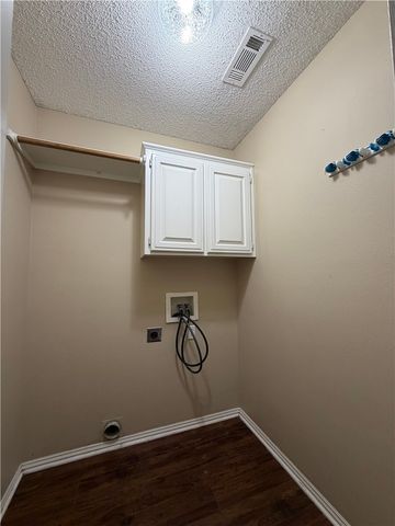 2616 Meadow Lake Street, Springdale, AR 72764